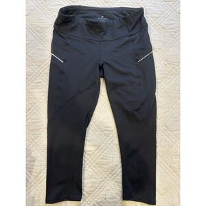 Athleta‎ Stride Cropped Capri Black Leggings Size Small Reflective Zip Pocket